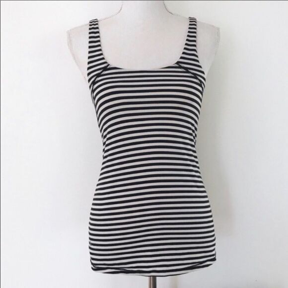 Lululemon Amala Black White Stripe Tank Top Built in Bra 8 - Picture 3 of 8